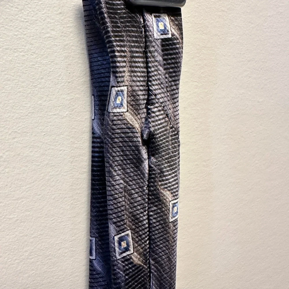 Luxury Christian Dior Ties! - Picture 8 of 13